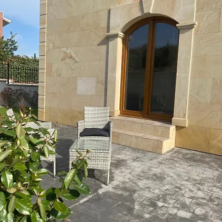 Διαμέρισμα Palacio Alemar *